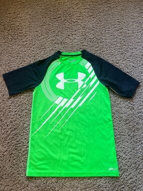 Boys large Under Armour Neon Green and Black Short Sleeve Athletic Tee